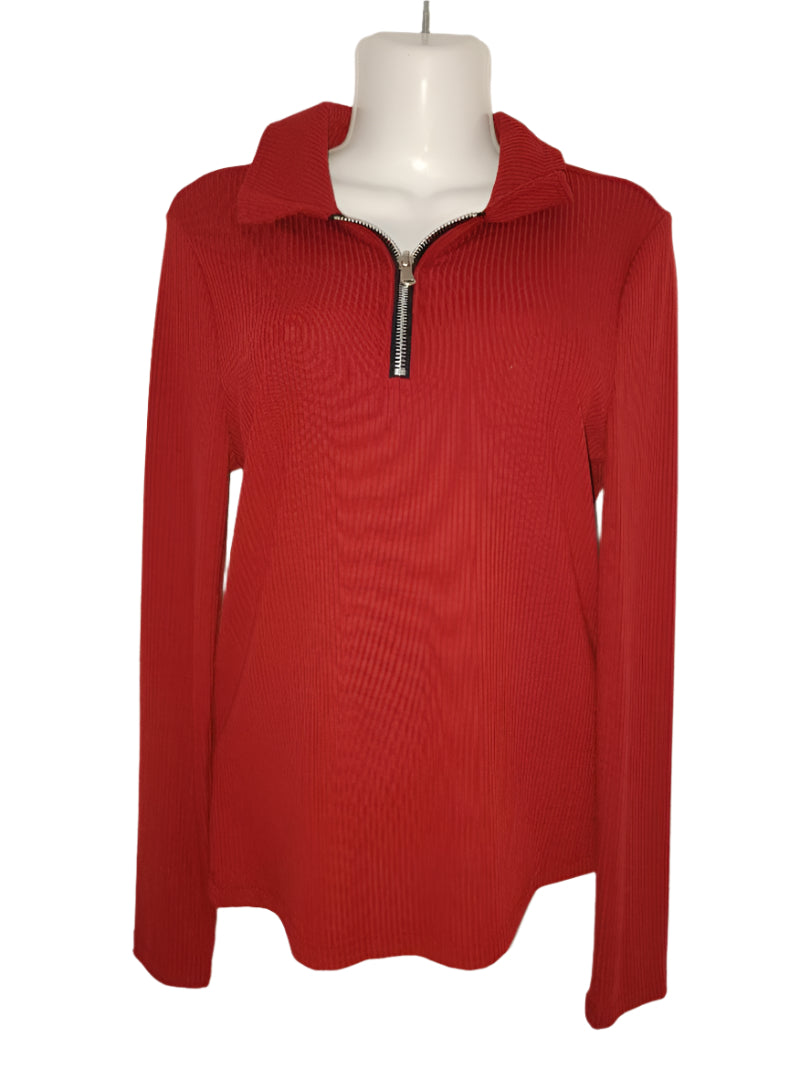 Blusa roja manga larga