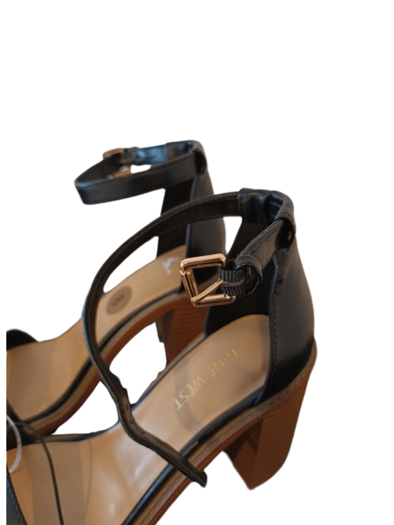 Zapato abierto Nine West