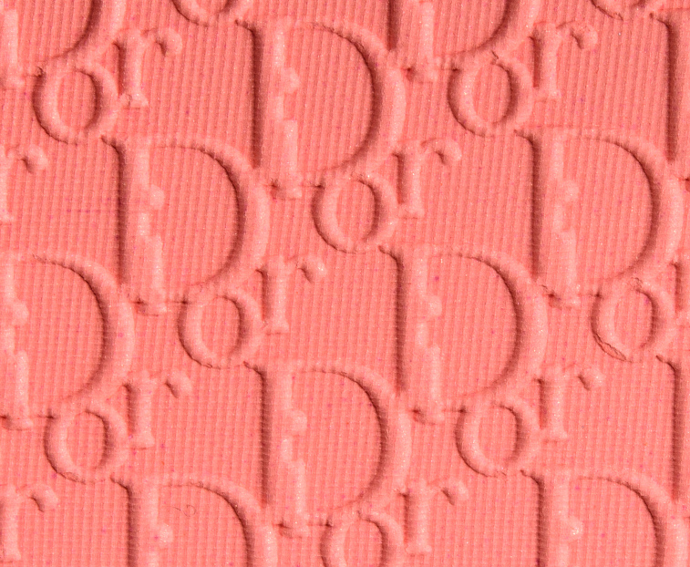 Rubor en polvo Rosy Glow de Dior Tono 004 Coral