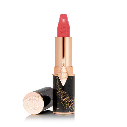 Lipstick Hot Lips de Charlotte Tilbury Tono Carina's Star