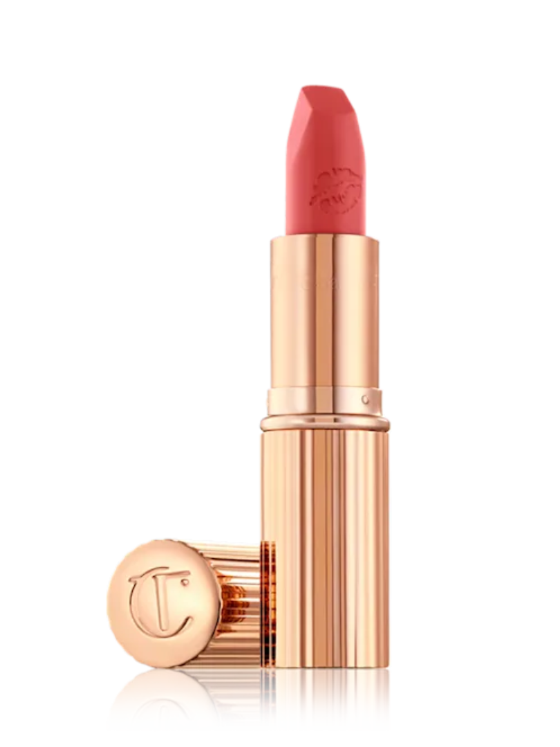 Lipstick Hot Lips de Charlotte Tilbury Tono Hot Emily